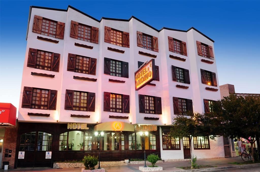 Andino Hotel Villa Carlos Paz Buitenkant foto
