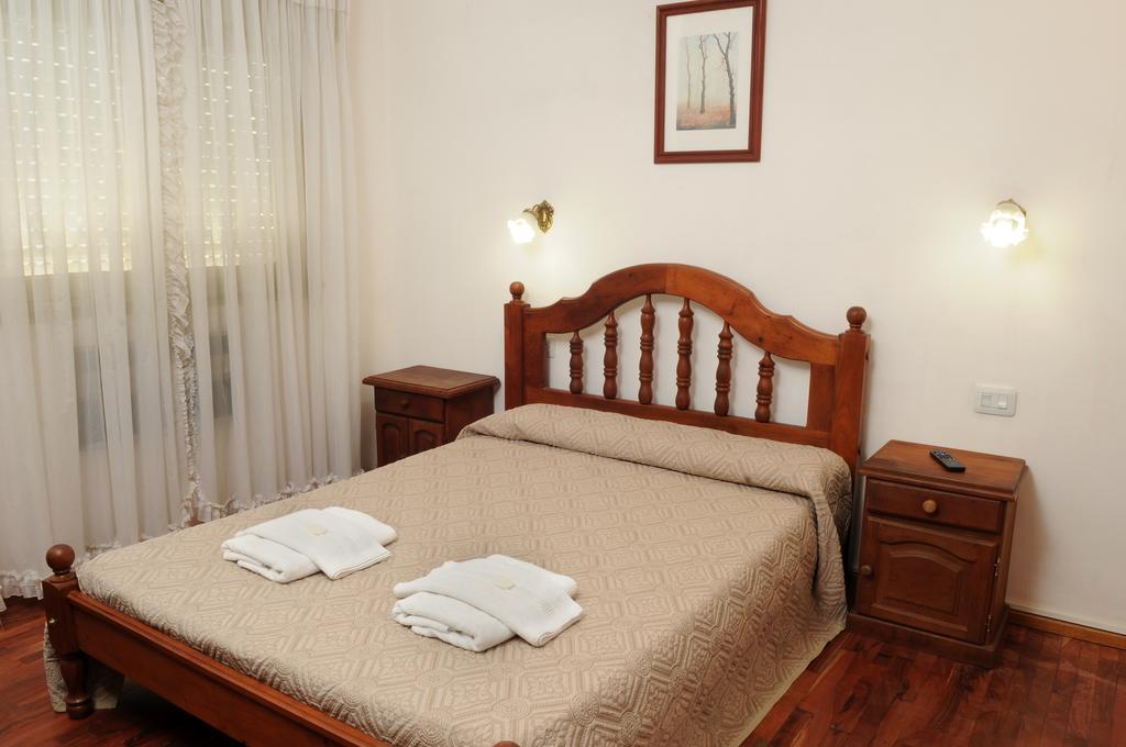 Andino Hotel Villa Carlos Paz Buitenkant foto
