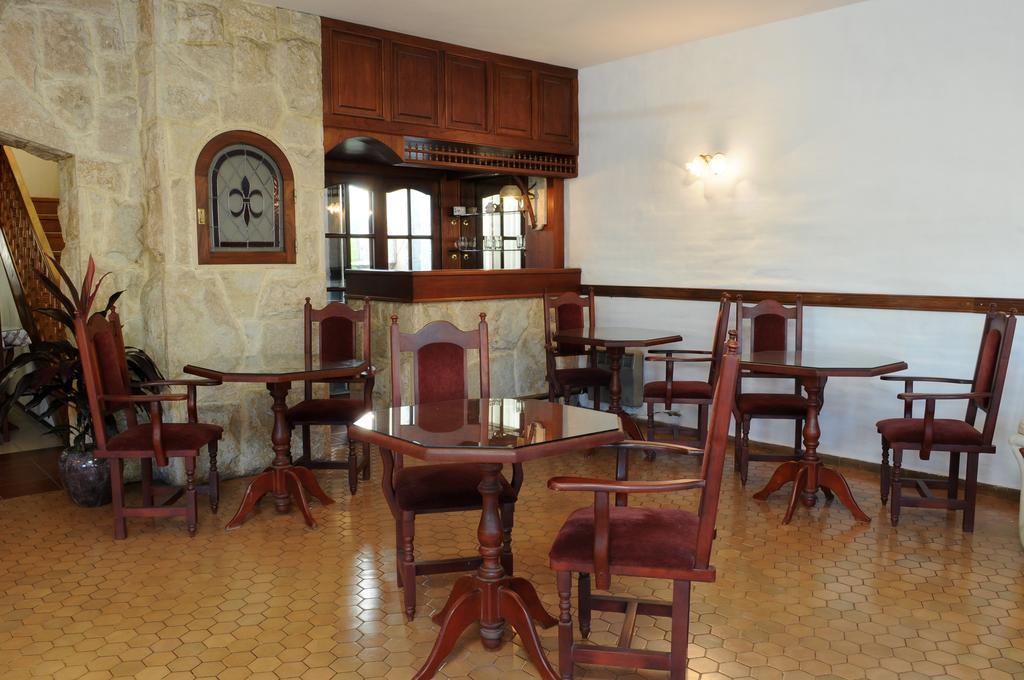 Andino Hotel Villa Carlos Paz Buitenkant foto
