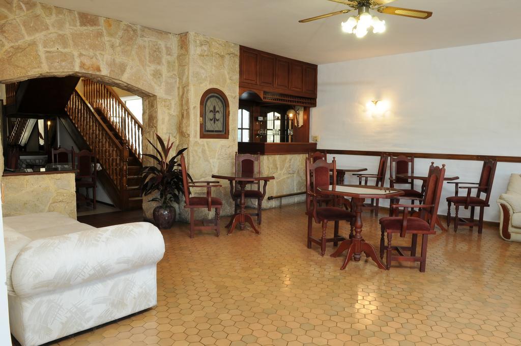 Andino Hotel Villa Carlos Paz Buitenkant foto