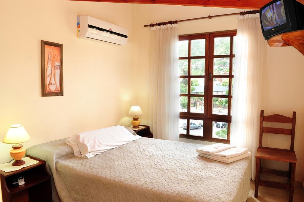 Andino Hotel Villa Carlos Paz Buitenkant foto